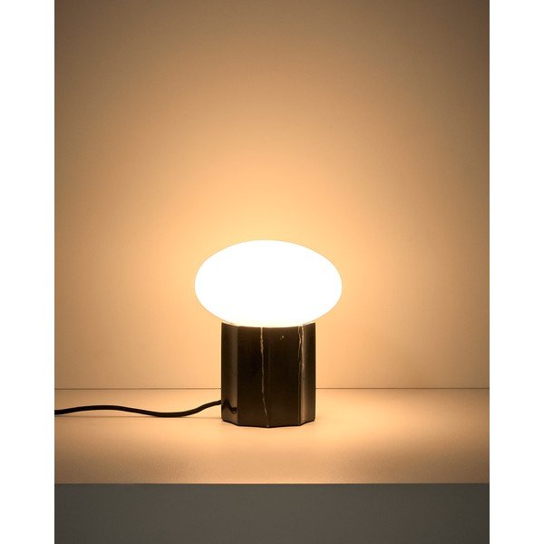 Bijela/crna metalna stolna lampa sa staklenim sjenilom (visina 20 cm) Idela – Kave Home-image-1