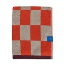 Narančasti/bež ručnik od organskog pamuka od frotira 50x90 cm Retro – Mette Ditmer Denmark