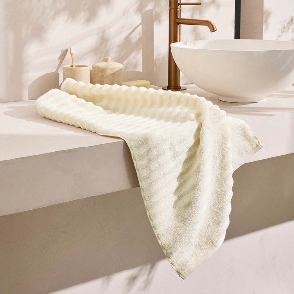 Krem pamučan ručnik od frotira 50x90 cm Maya – douceur d'intérieur-image-2