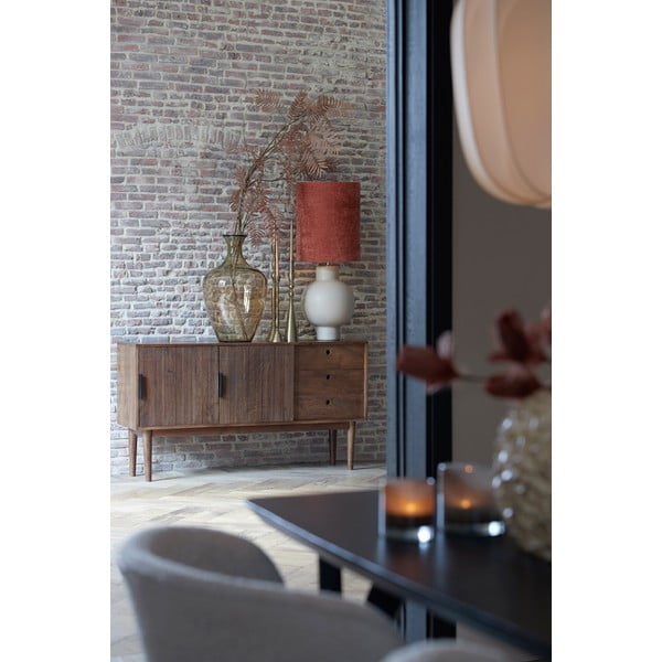 Tamno smeđa niska komoda od masivnog drveta 150x80 cm Bitika – Light & Living-image-1