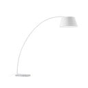 Bijela stojeća svjetiljka s tekstilnim sjenilom (visina 210 cm) Juhe – Kave Home