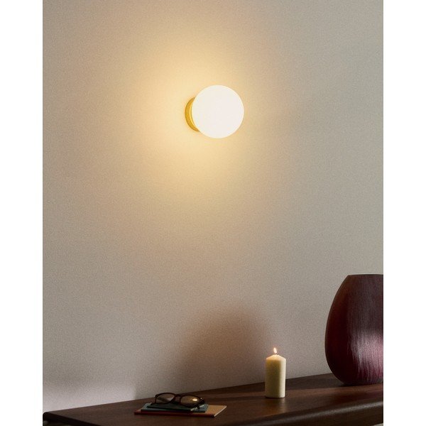 Bijela/u zlatnoj boji zidna lampa ø 15 cm Brisia – Kave Home-image-1
