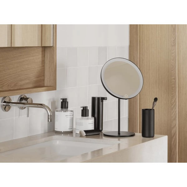 Kozmetičko ogledalo s osvjetljenjem/povećavajuće (5x) ø 20 cm MODO – Blomus-image-1