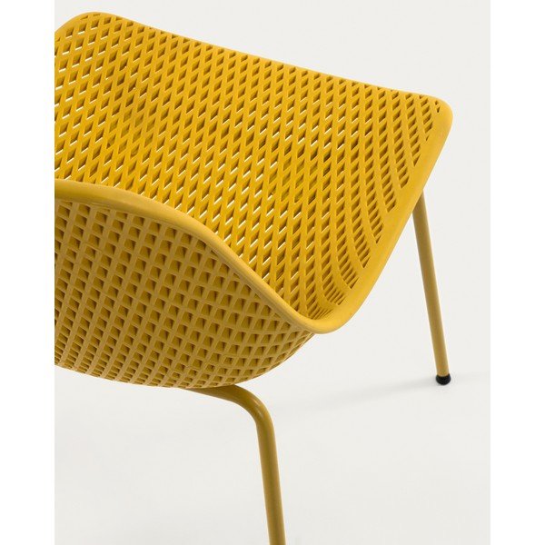 Žuta  metalna vrtna stolica Quinby – Kave Home-image-4