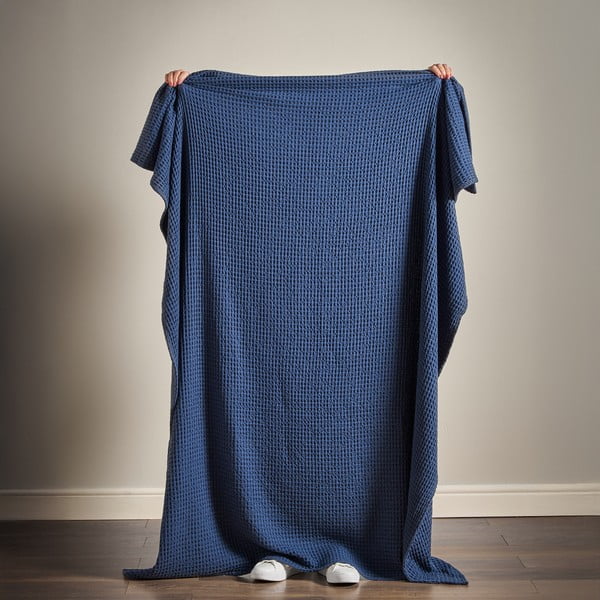 Tamno plava pamučna deka 150x200 cm Jaipur Chunky Waffle – Pineapple Elephant-image-2