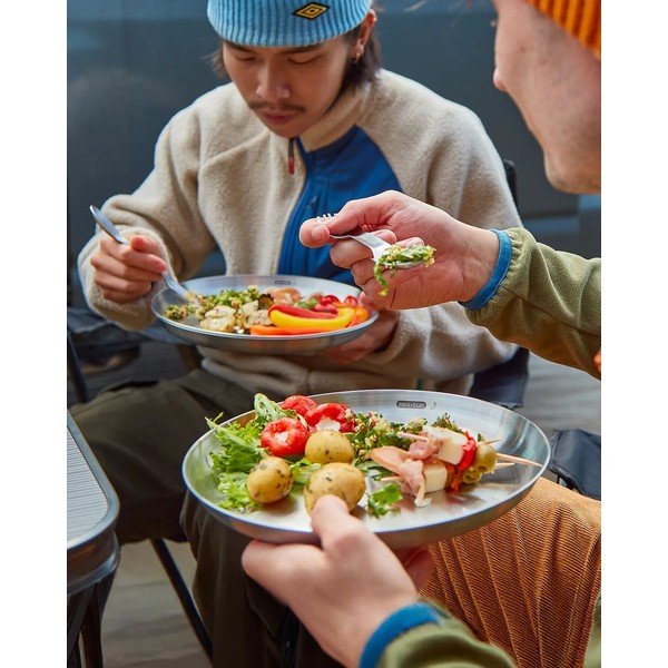 Tanjuri u setu 4 kom od nehrđajućeg čelika u srebrnoj boji ø 25,5 cm – Black + Blum-image-2