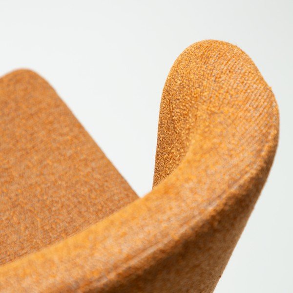 Smeđa podstavljena blagovaonska stolica Glam – DAN-FORM Denmark-image-4