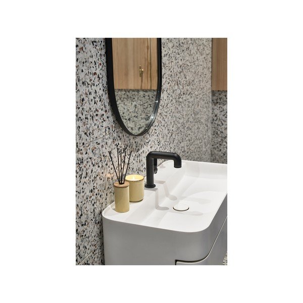 Mirisna svijeća vrijeme gorenja 30 h Iris Cucumber Blossom – Villa Collection-image-1