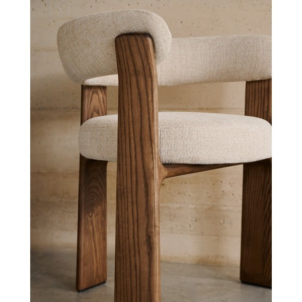 Smeđa/bež blagovaonska stolica s naslonima za ruke od čvrste jeseni Granite – Kave Home-image-2