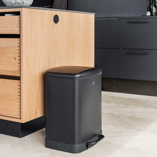 Crna metalna kanta za smeće za odvojeni otpad/s pedalom 24 l Wonda – Mette Ditmer Denmark-image-1