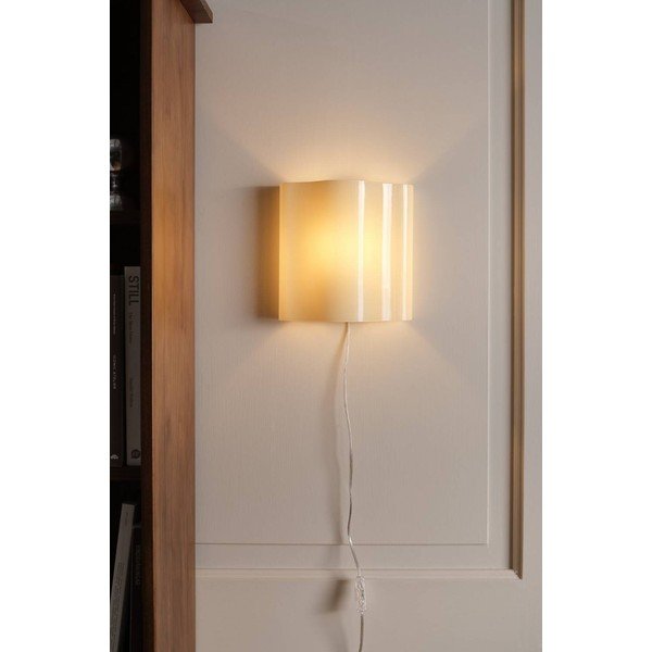 Bež staklena zidna lampa s utikačem Europa – Jotex-image-1