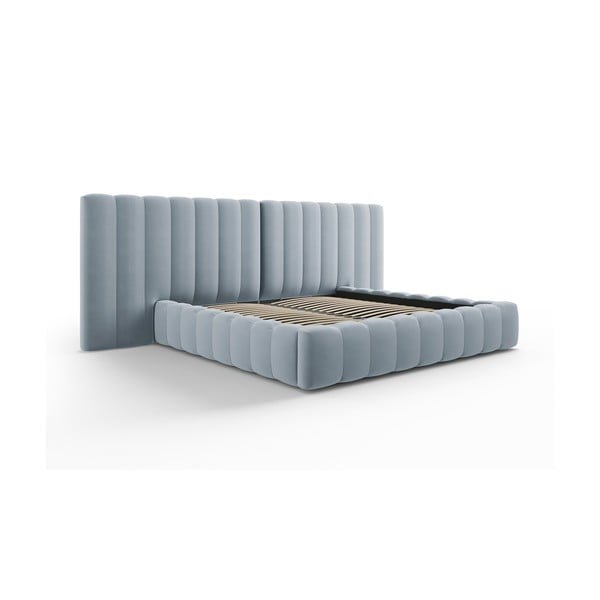 Svijetlo plavi tapecirani bračni krevet s prostorom za pohranu s podnicom 180x200 cm Gina – Milo Casa