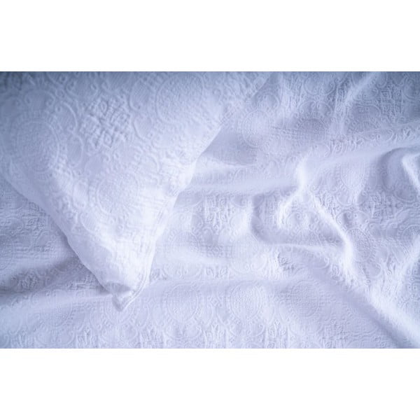 Bijeli set prekrivača i jastučnice od jacquarda 240x260 cm Jacquard – Mila Home Luxury-image-1