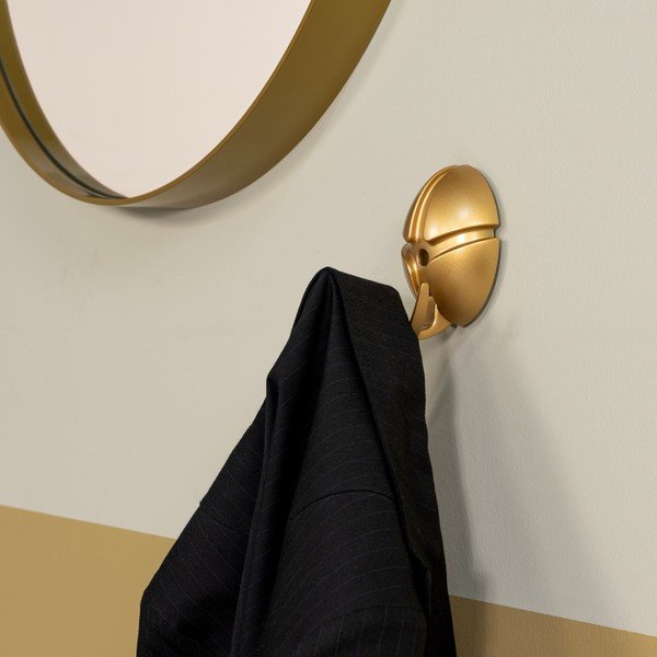 Plastična zidna kuka u zlatnoj boji Tick – Spinder Design-image-1