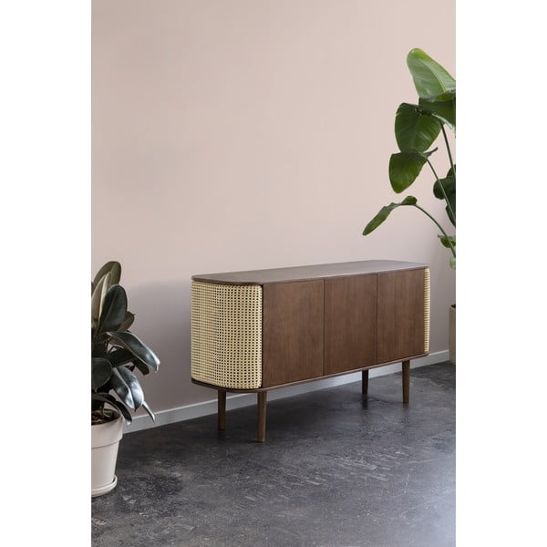 Smeđa/u prirodnoj boji niska komoda u dekoru hrasta 150x75 cm Treasures – UMAGE-image-1