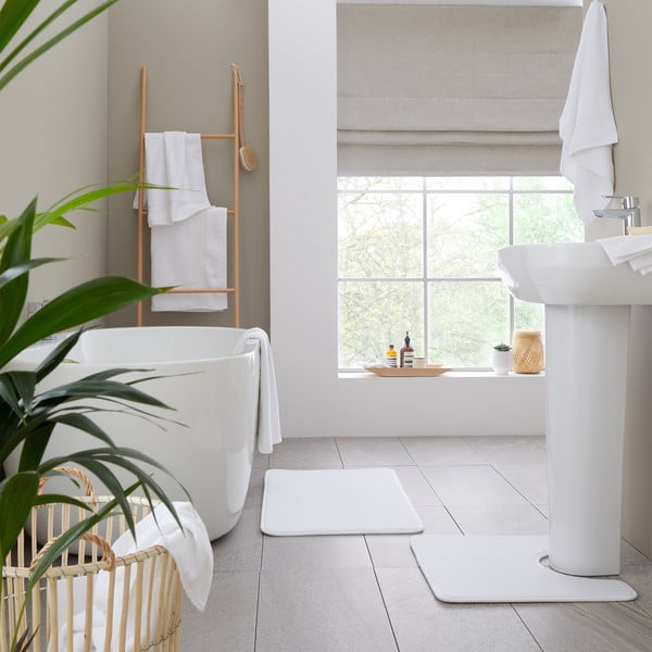 Bijeli pamučan ručnik od frotira 70x120 cm Anti-Bacterial – Catherine Lansfield-image-4