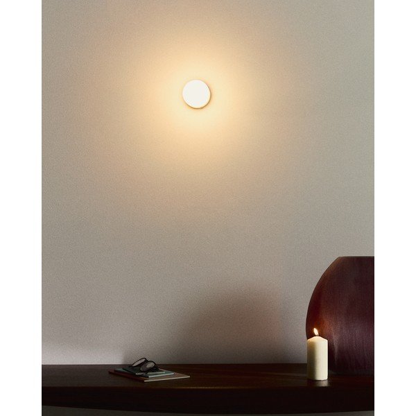 Bijela/u zlatnoj boji metalna zidna lampa ø 8 cm Brisia – Kave Home-image-2
