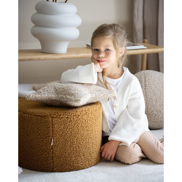 Svjetlo smeđi dječji jastuk za sjedenje od bouclé tkanine Star – Wigiwama-image-2