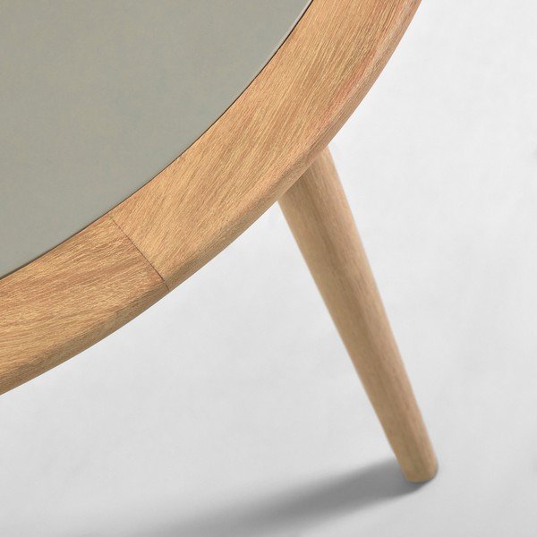 Vrtni stol od eukaliptusa s betonskom pločom Kave Home Glynis Nina, ⌀ 120 cm-image-3