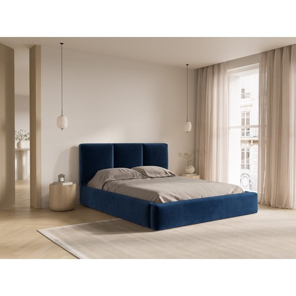 Tamno plavi baršunasti tapecirani bračni krevet s prostorom za odlaganje s podnicom 160x200 cm Brody – Mazzini Beds-image-1