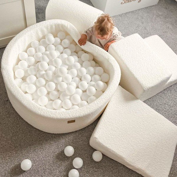 Bijeli set mekanih igrački od pjene 3 kom od boucle tkanine visina 30 cm 225x90 cm – Meowbaby-image-2