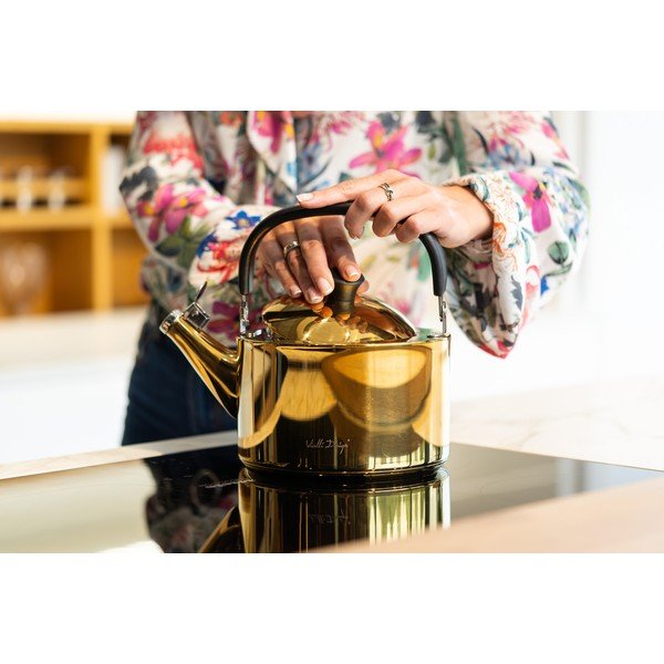 Kuhalo za vodu od nehrđajućeg čelika sjajno zlatno 1,5 l Diamante – Vialli Design-image-4