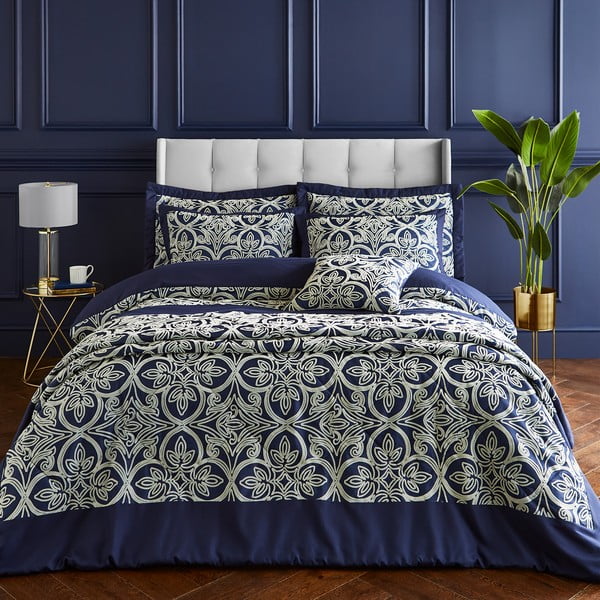 Tamno plavi prekrivač za bračni krevet 220x230 cm Flock Trellis – Catherine Lansfield