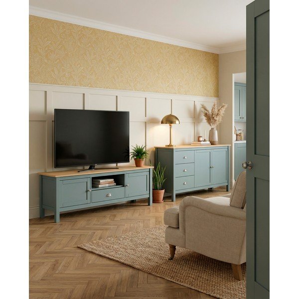 TV komoda prljavo zelena od masivnog bora 158x53x40 cm Misti – Marckeric-image-1
