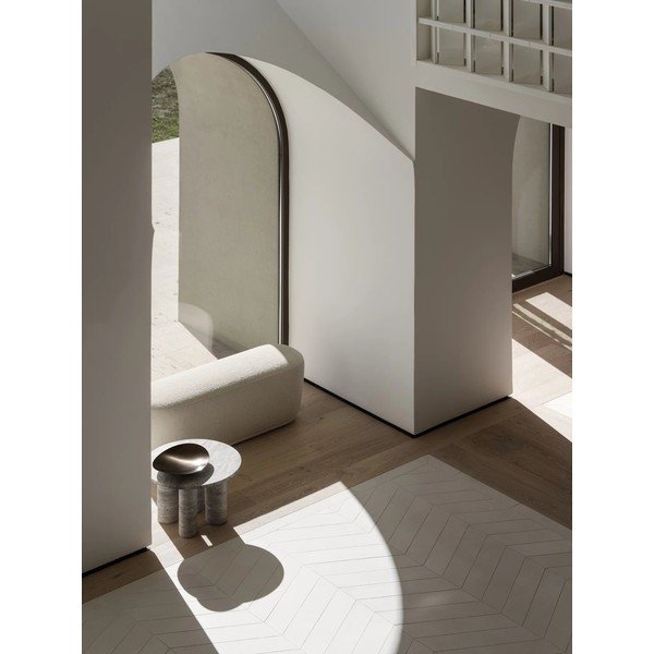 Okrugao pomoćni stol od kamenine ø 52 cm Volos – Blomus-image-1