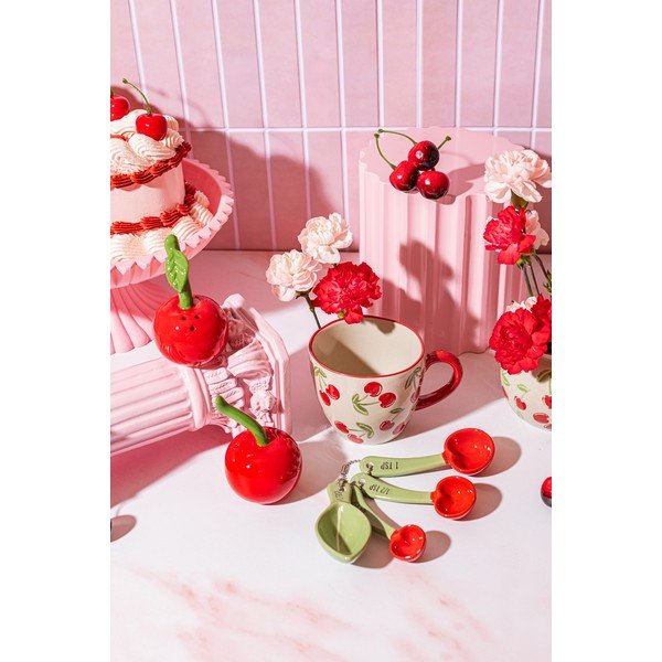 Bež keramička šalica 250 ml Cherries – Sass & Belle-image-1