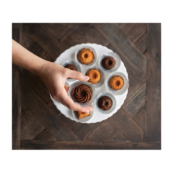 Kalup za 12 mini kuglofa u zlatnoj boji Nordic Ware Minimix, 280 ml-image-2