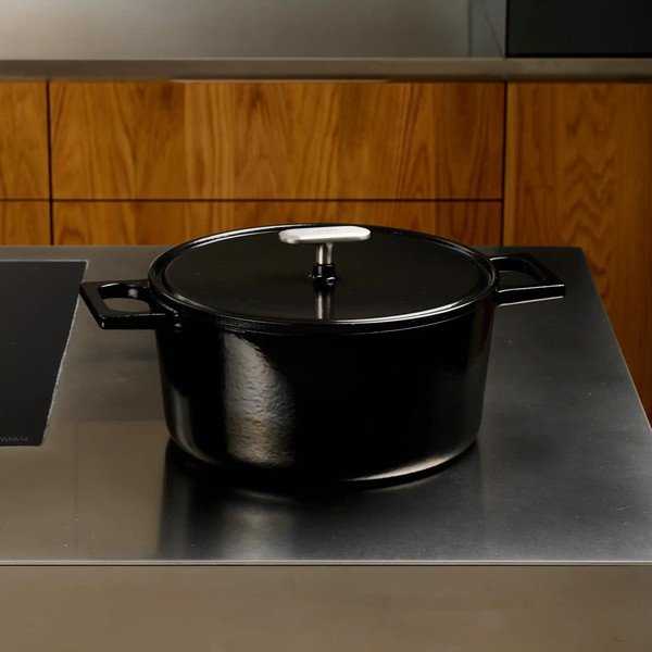 Kastrola od lijevanog željeza s poklopcem prikladna za indukcijsko kuhalo 5,5 l Mattia 3.0 – FABINI-image-1