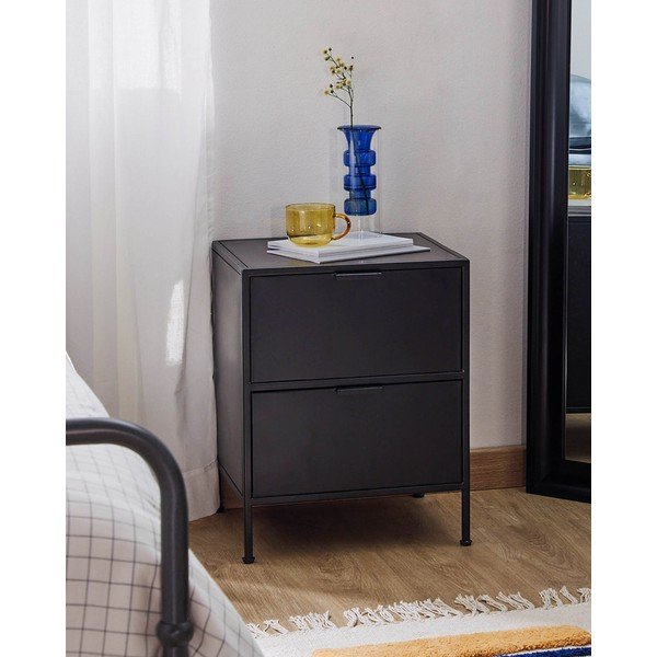 Crni željezni noćni ormarić Shantay – Kave Home-image-1