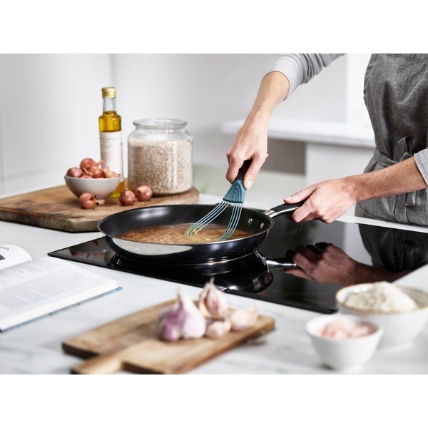 Preklopna metlica Twist Whisk Sky – Joseph Joseph-image-3