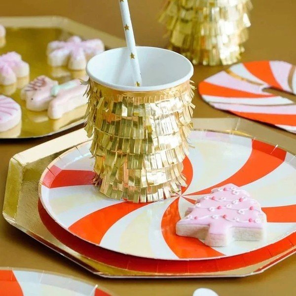 Papirnate jednokratne čaše u setu 8 kom Gold Fringe Party – Meri Meri-image-1