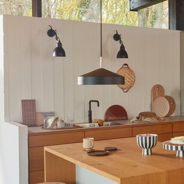 Crna metalna viseća svjetiljka ø 30 cm Hatto – OYOY Living Design-image-2