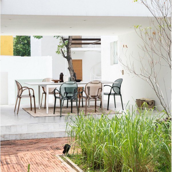 Svjetlo smeđa plastična vrtna stolica Camilla – Bizzotto-image-1