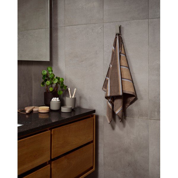 Smeđi/bež pamučan ručnik 50x100 cm Sauna – Zone-image-1