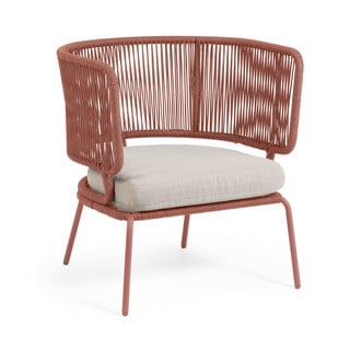 Vrtna stolica u boji terakote s čeličnom konstrukcijom Kave Home Nadin