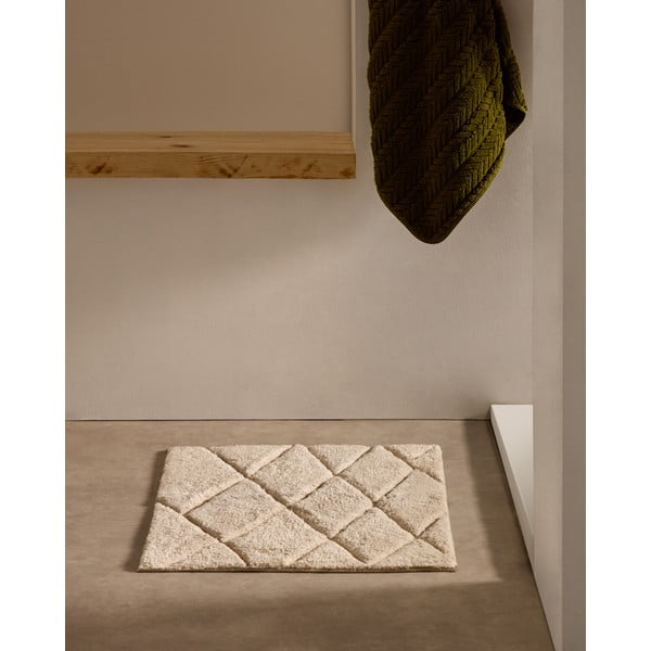 Bež kupaonska prostirka 50x70 cm Nyana – Kave Home-image-1