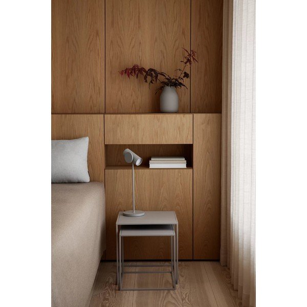 Siva LED stolna lampa s mogućnosti zatamnjivanja (visina 44 cm) Stage – Blomus-image-4