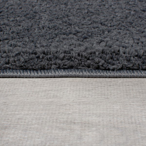 Tamno sivi perivi okrugao tepih od recikliranih vlakna 180x180 cm Fluffy – Flair Rugs-image-3