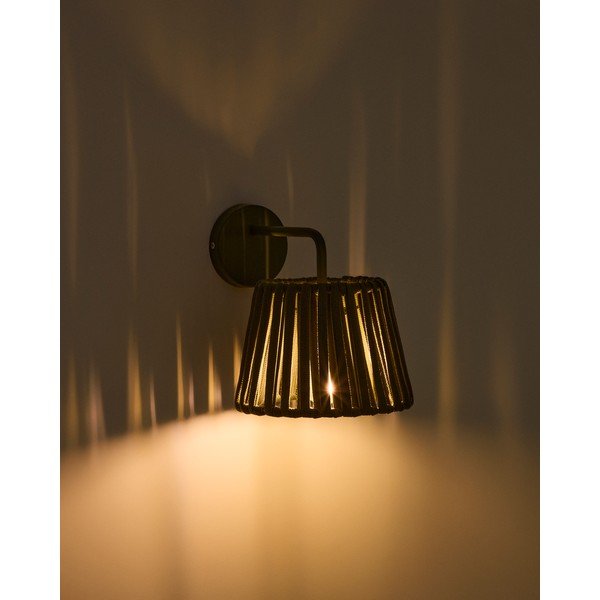 LED zidna vanjska svjetiljka sa solarnim panel (visina 23 cm) Aldet – Kave Home-image-1