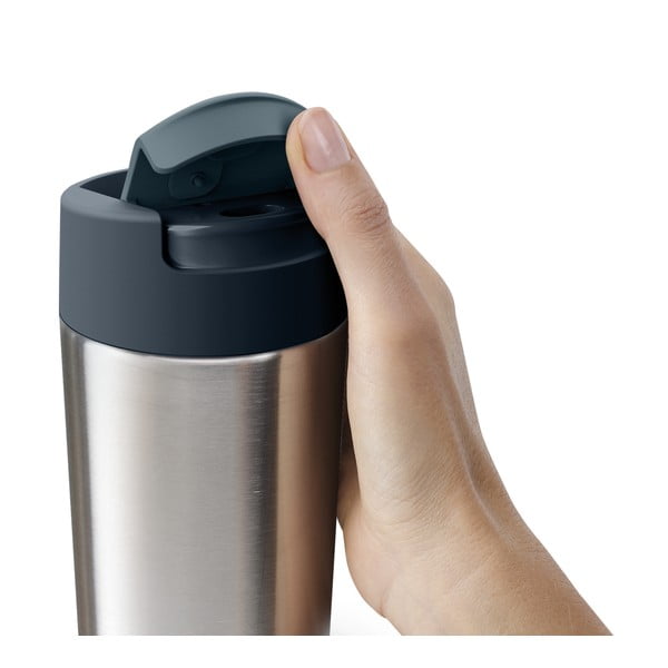 Tamno plava/u sjajno srebrnoj boji putna šalica 450 ml Sipp – Joseph Joseph-image-2