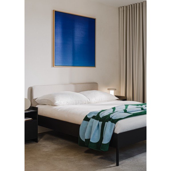 Crni tapecirani/od iverice bračni krevet s podnicom 180x200 cm Streiko – noo.ma-image-1