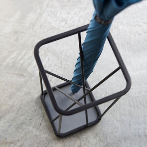 Crni stalak za kišobrane YAMAZAKI-image-2