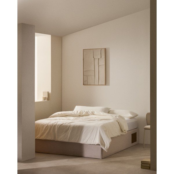 Bež tapecirani bračni krevet s prostorom za odlaganje 160x200 cm Matters – Kave Home-image-1