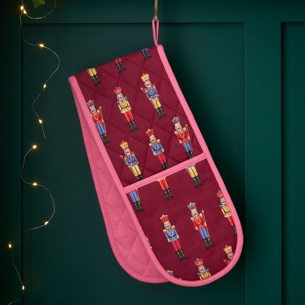 Pamučna kuhinjska rukavica s božićnim motivom Christmas Nutcracker – Catherine Lansfield-image-1