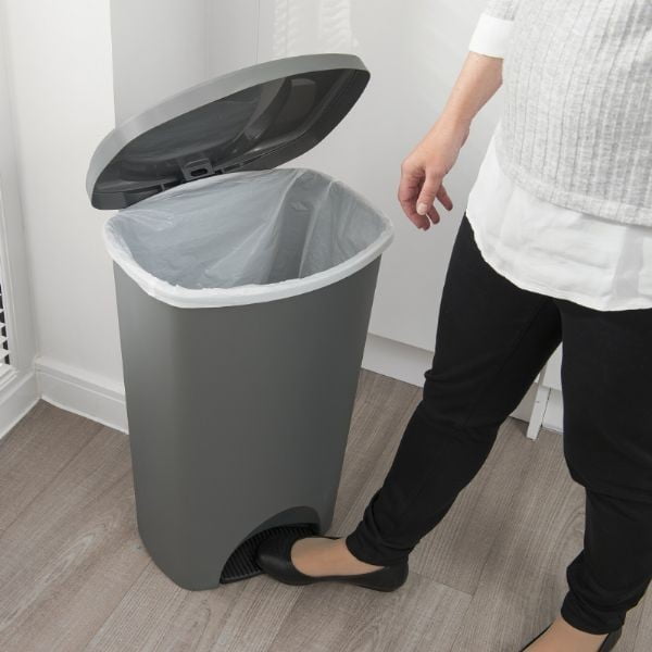 Bijeli koš za smeće s pedalom i poklopcem Addis, 41 x 33 x 62,5 cm-image-2
