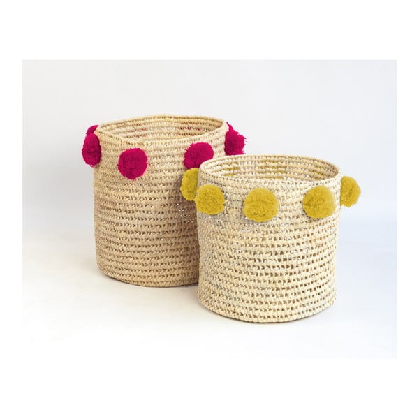 Set od 2 košare za pohranu od palminih vlakana s tamnoružičastim i žutim ukrasima Madre Selva Milo Basket